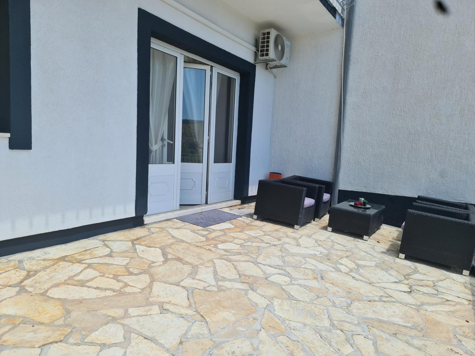 Bridge And Beach Apartments Трогир Экстерьер фото