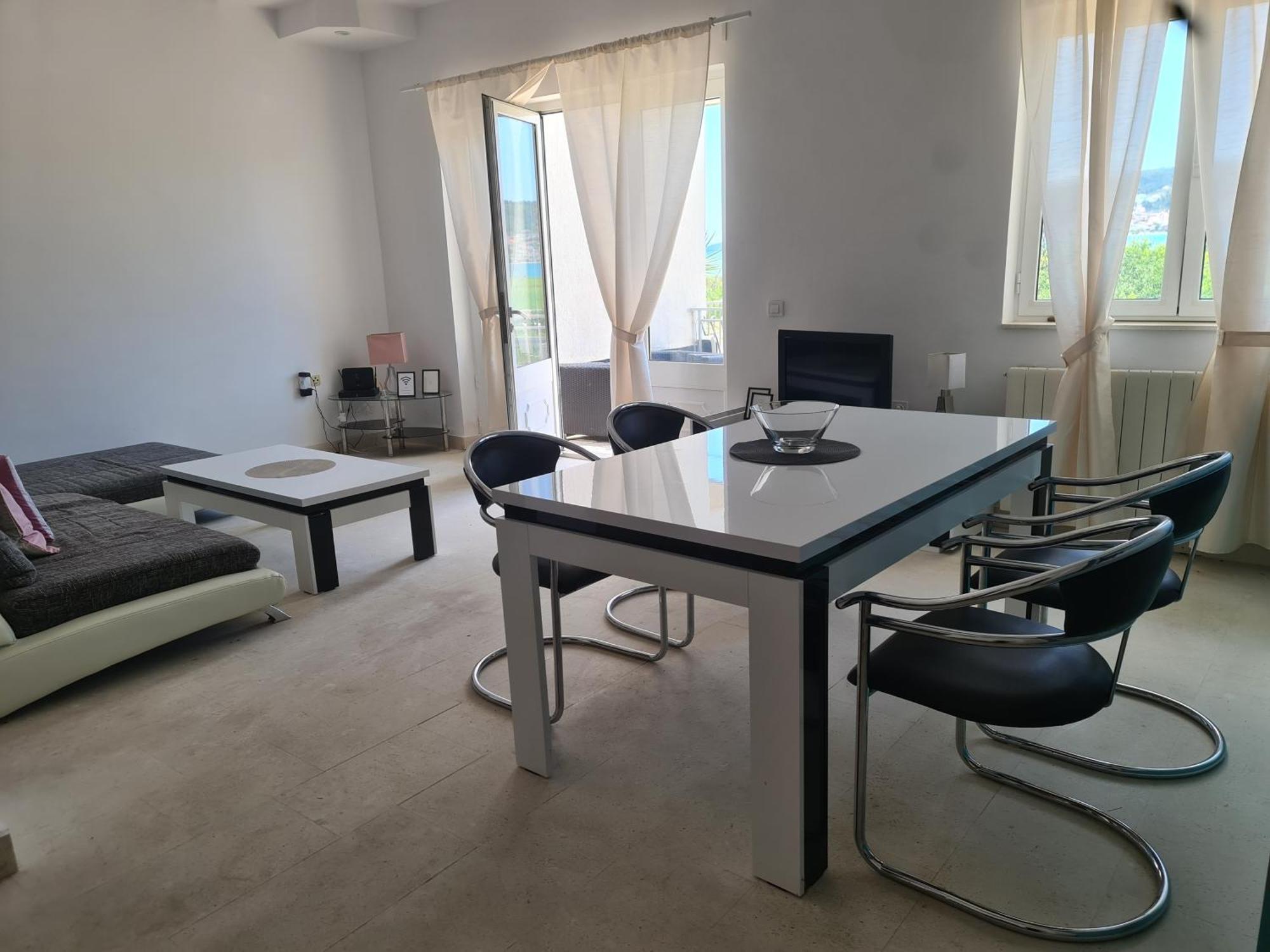 Bridge And Beach Apartments Трогир Экстерьер фото
